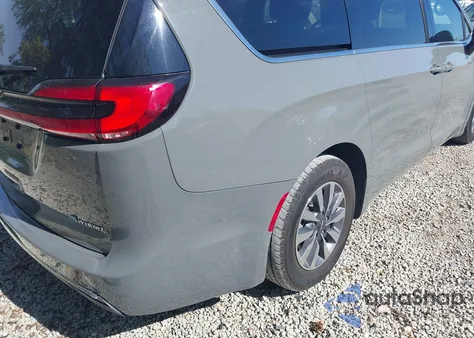 2022 Chrysler Pacifica Hybrid Touring L from USA, damaged, VIN 2C4RC1L75NR192476